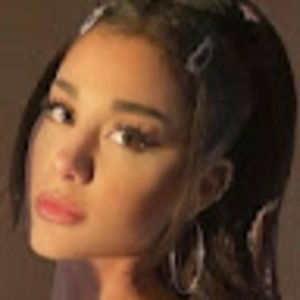 Meet your Posher, Breanna